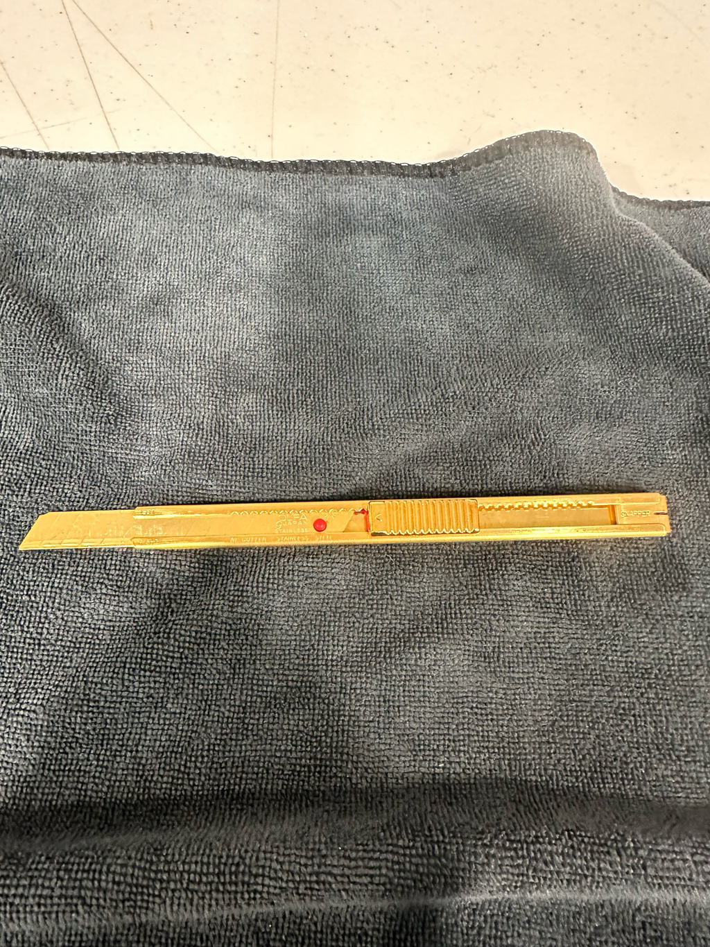 24K Gold Tint Knife